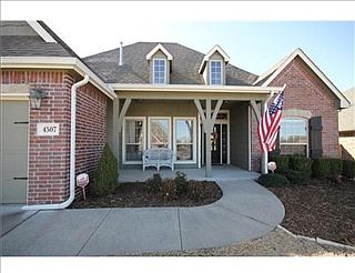 1st image of 4507 SW Alfalfa Ave
