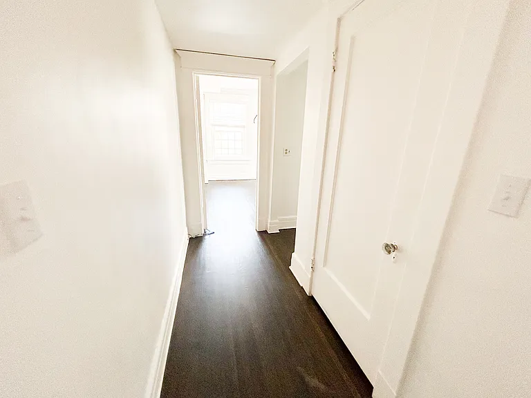 Westboro Apartments — Photo 14