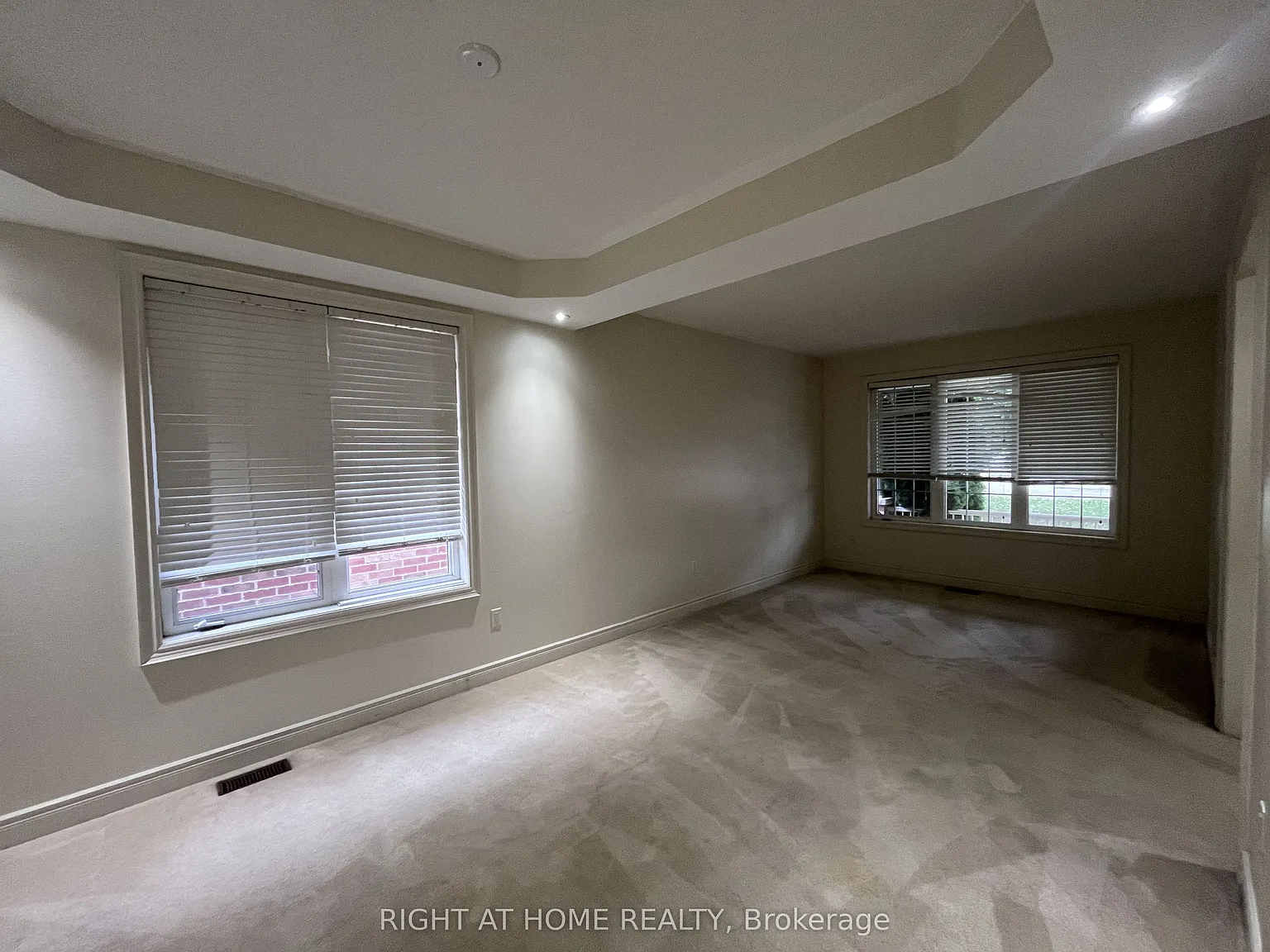 5 bed, $4,200 — Photo 4