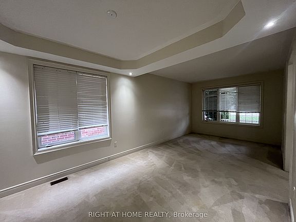 4th image of 2518 Rugby Rd