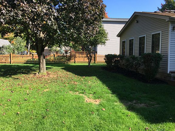3rd image of 108 Creston Dr