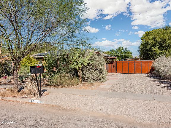 4th image of 2617 E Hedrick Dr