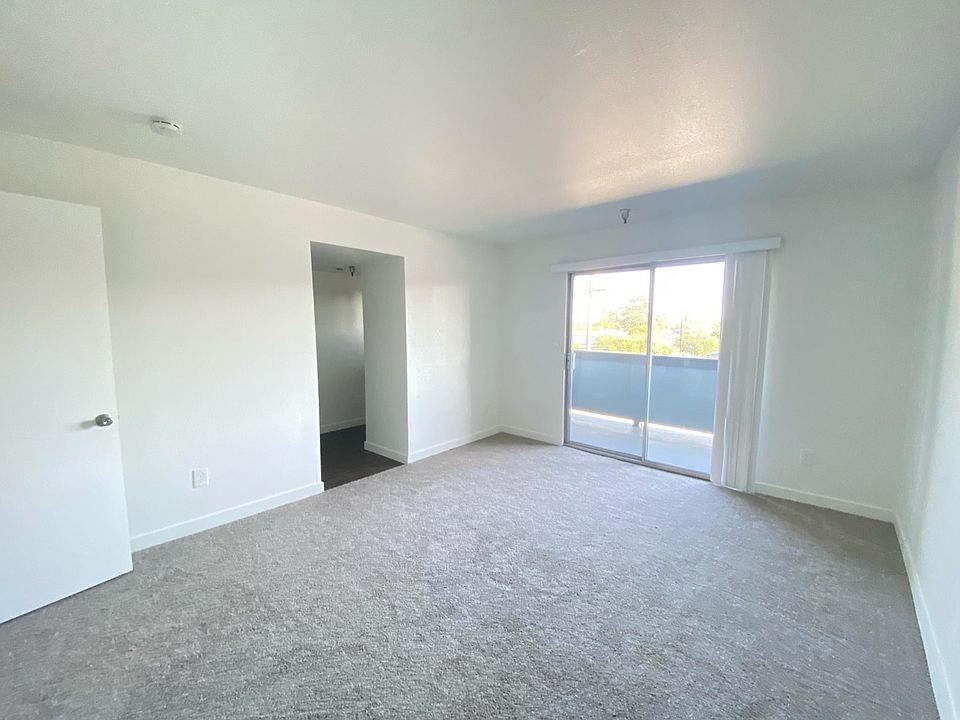 1st image of 1518 French St #106