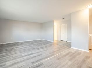 2459 Marshall Dr, Valparaiso, IN 46385
