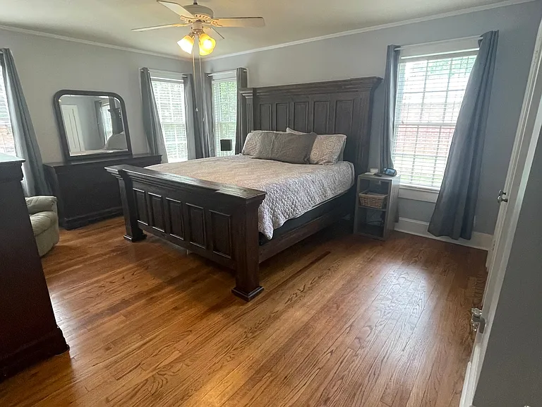 3642 Gilbert Dr — Photo 15