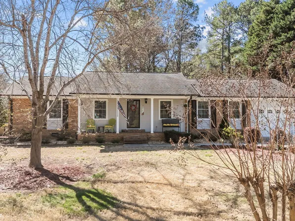 14 Forest Ln, Wendell, NC 27591