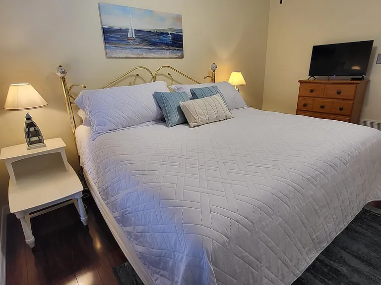 232 Cypress St #2 — Photo 23