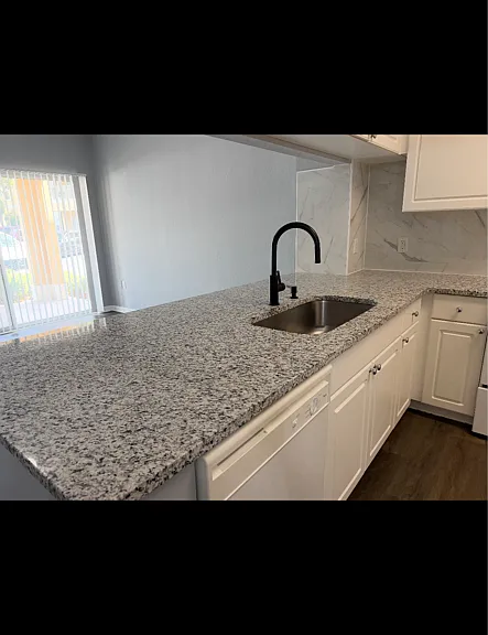 413 Arbor Lakes Cir — Photo 14