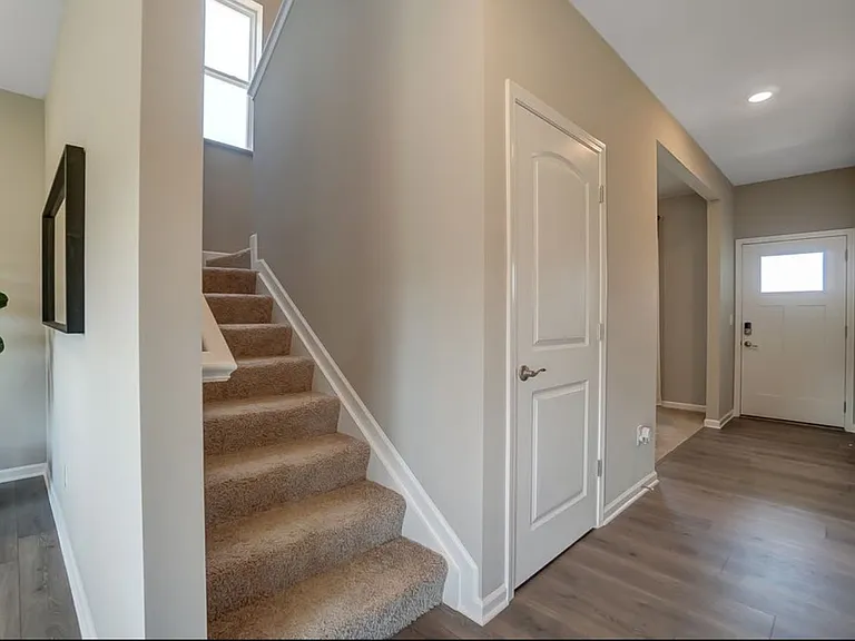 4134 Silver Oak Way — Photo 6