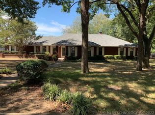 811 Wood North Crk, Ardmore, OK 73401