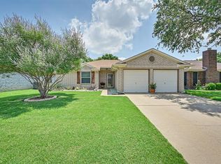 1105 Princeton Pl, Euless, TX 76040