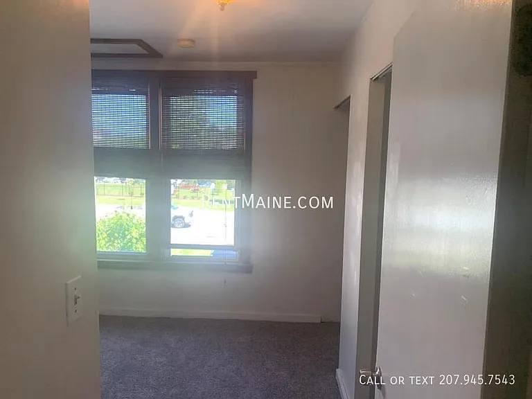131 Main St — Photo 24