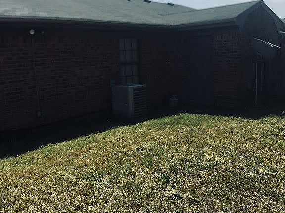 4th image of 6113 Old College Dr APT B