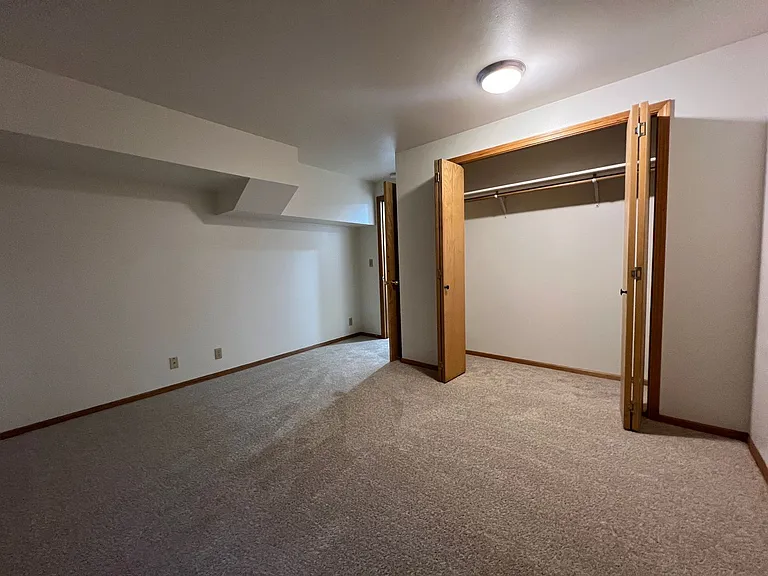 829 Blueberry Ln — Photo 13