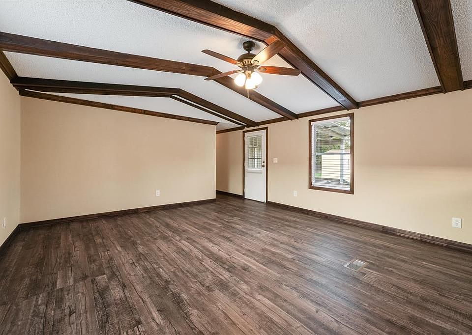 1st image of 21395 New Caney Dr
