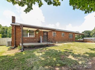 607 Old Mountain Rd, Statesville, NC 28677