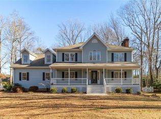 462 Ridgeway Ln, Lexington, NC 27295