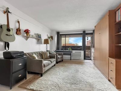 77 Fulton St APT 22F, Manhattan, NY, 10038