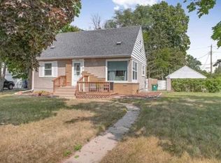 6300 Hampshire Ave N, Brooklyn Park, MN 55428