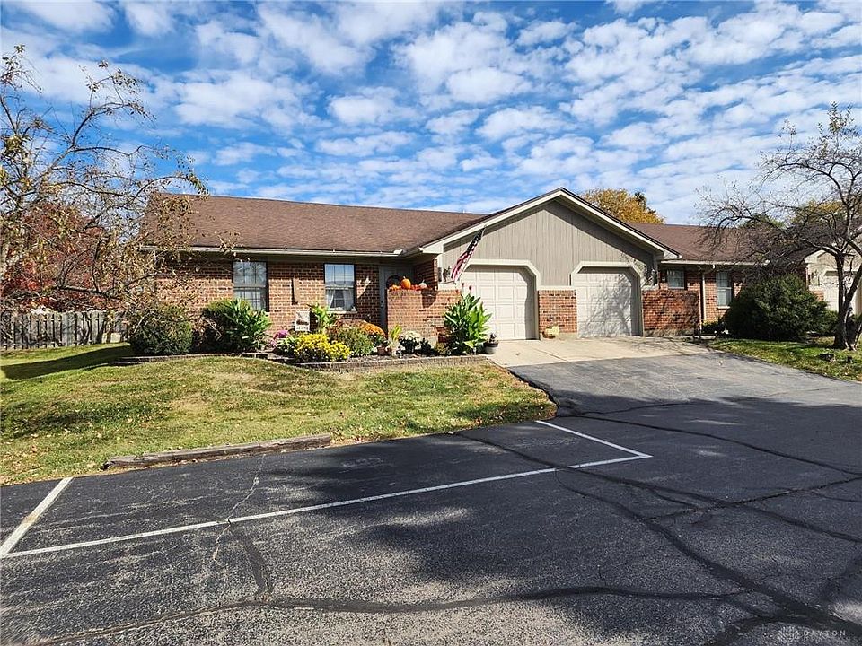 823 Peach Hill Dr, Dayton, OH 45458 Zillow