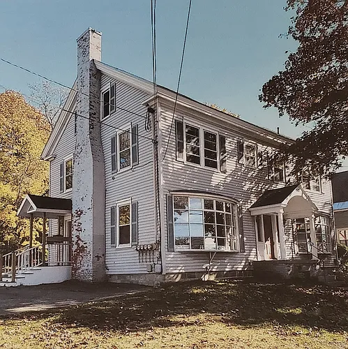 116 N Main St #2N Photo 1