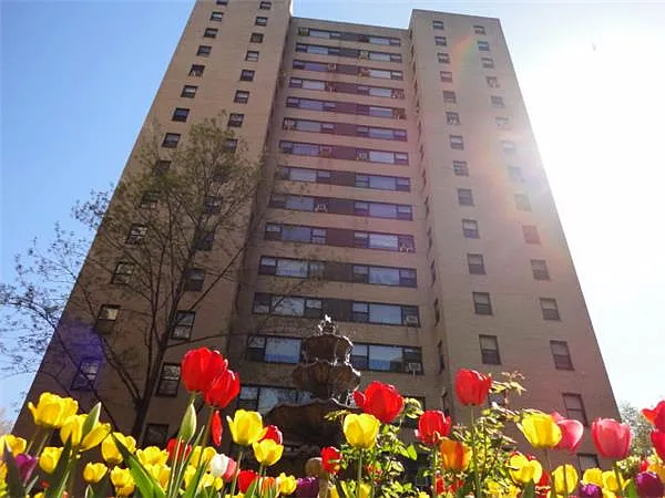 1 Fordham Hill Oval APT 12B photo 1