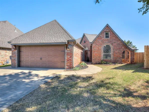 17404 Marsh Hawk Ct, Edmond, OK 73012