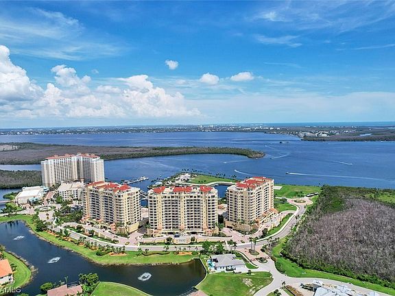 4th image of 6081 Silver King Blvd Unit 401