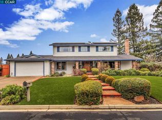 115 Hazelwood Pl, Moraga, CA