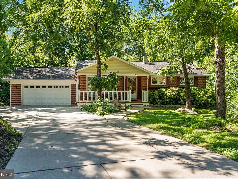 1st image of 8802 Menard Ct