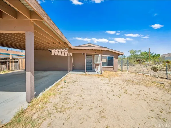 6427 Mountain View St, Joshua Tree, CA 92252