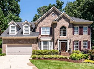 5044 Poplar Grove Dr, Charlotte, NC 28269