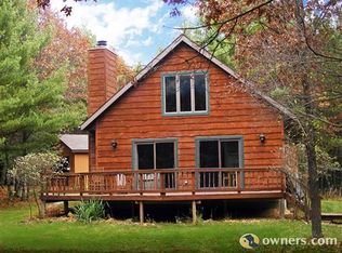 837 Beaver Dr, Hancock, WI 54943