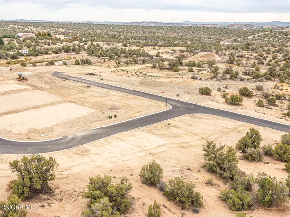 6711 Sandrock Ct, Farmington, NM 87402