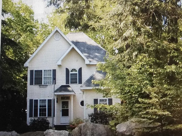 60 Meetinghouse Rd — Photo 1