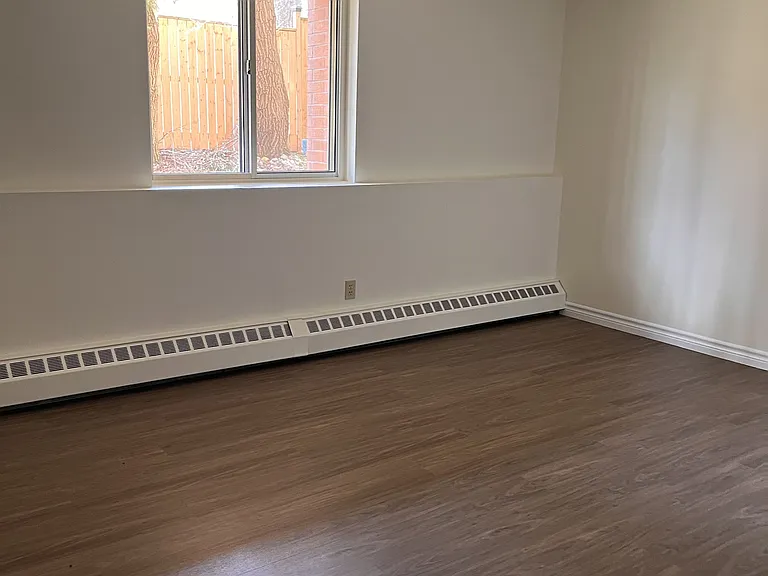 260 Leacock Dr #101 — Photo 7