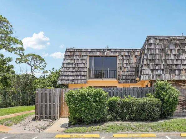 1660 Forest Lakes Circle #D, West Palm Beach, FL 33406