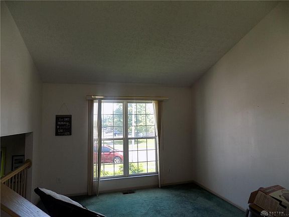 4th image of 5823 Whitehaven Dr