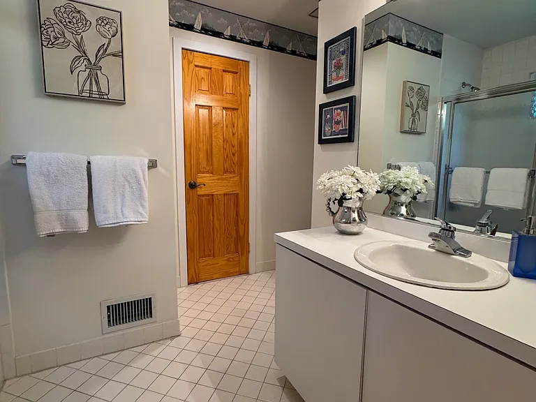 26 Woodedge Trl — Photo 13