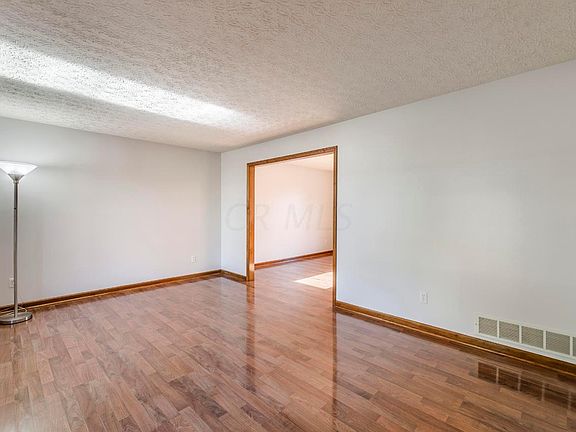 5th image of 2922 Bohlen Dr