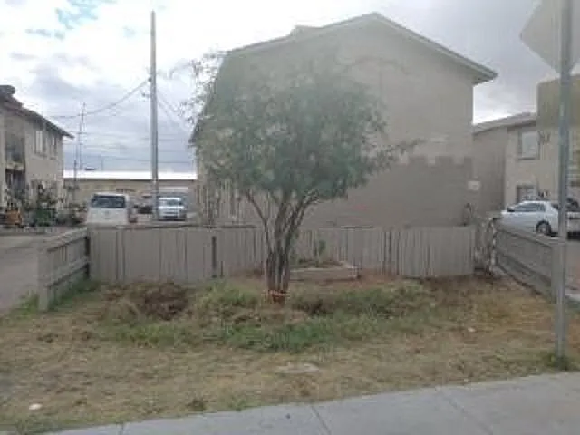 3233 W Melvin St #4 — Photo 15
