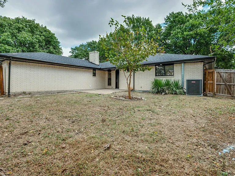 6115 Red Bird Ct — Photo 11