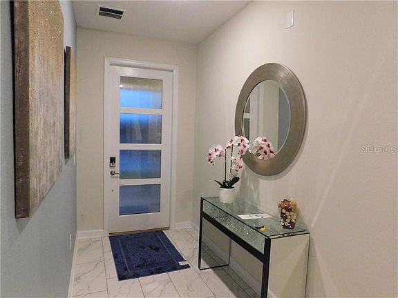 2nd image of 2782 Bookmark Dr