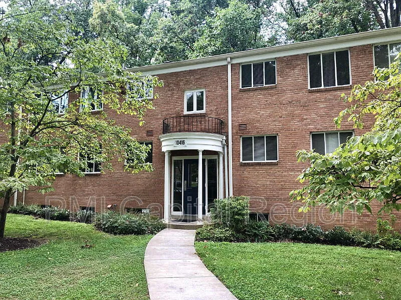 3 bed, 1.0 bath, 1076 sqft, $2,375 — Photo 1