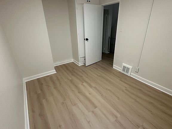 2nd image of 650 E 169th St #650