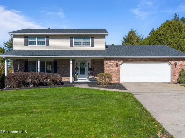 117 Greenbrier Dr, Clarks Green, PA 18411