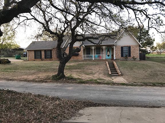 3rd image of 2299 Shady Ln