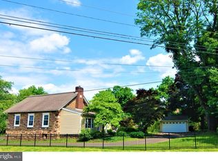 400 W Butler Ave, Chalfont, PA 18914