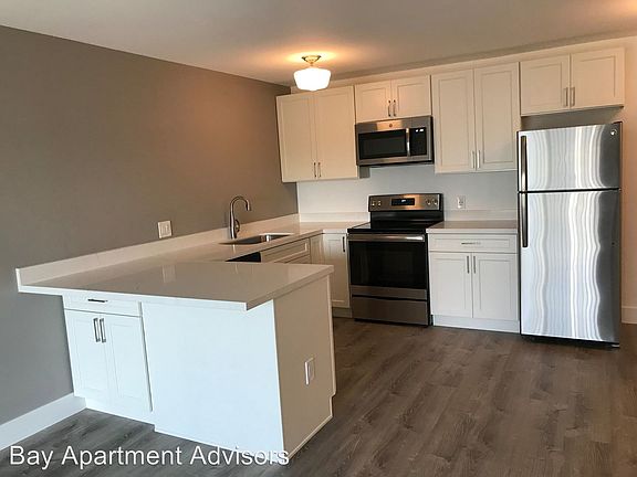 4th image of 355 Estabrook St APT 101