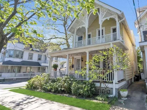 80 Heck Ave, Ocean Grove, NJ 07756